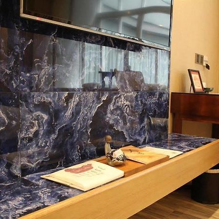 Eastone Hotell Foshan Eksteriør bilde