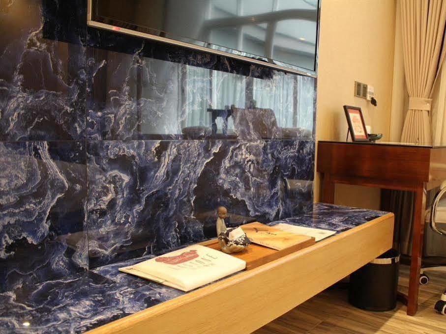 Eastone Hotell Foshan Eksteriør bilde